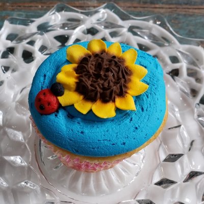 sunflower lady $5.25